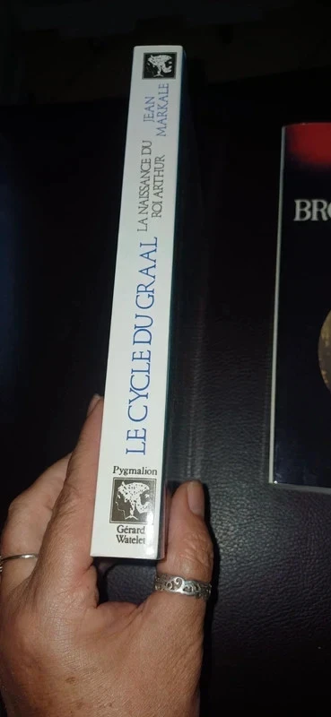 O ciclo do Graal primeira época o nascimento do rei Arthur de Jean Markale – photo 2